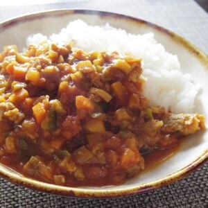 夏野菜たっぷり♪トマトカレー